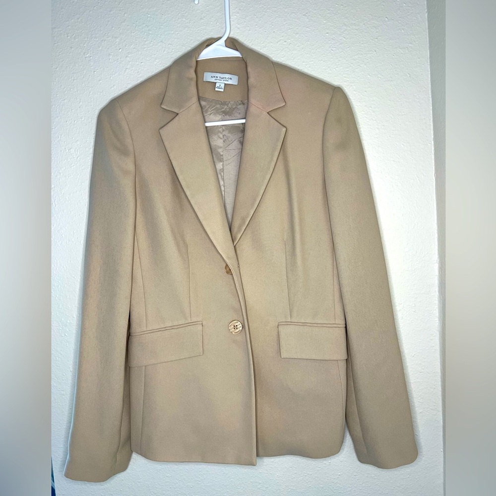 Ann Taylor Factory Tan Women's Blazer
